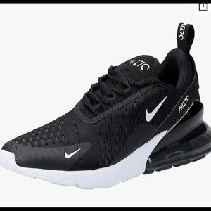 New Women’s Size 6 Nike Air 270’s